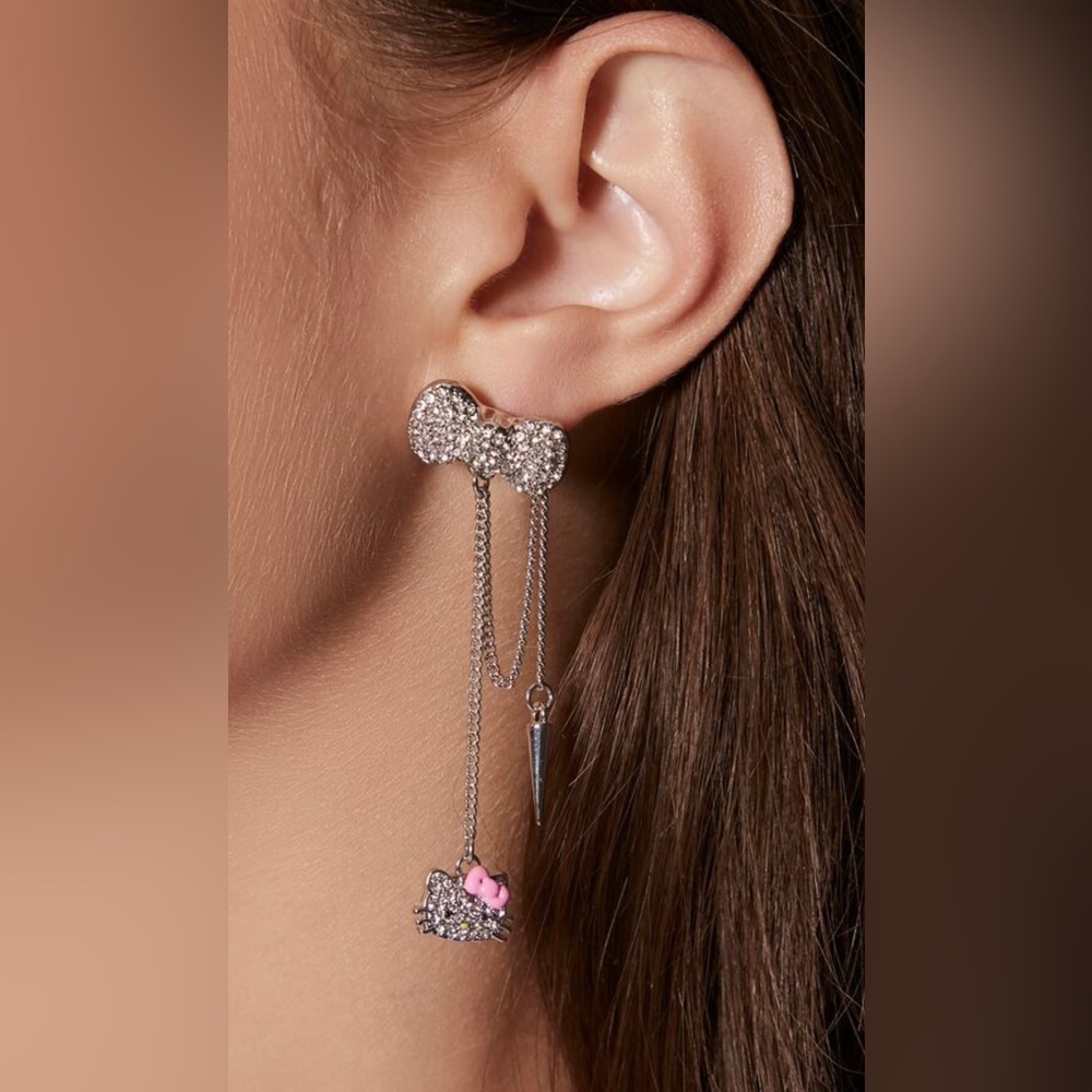 Hello kitty layered drop chain earrings